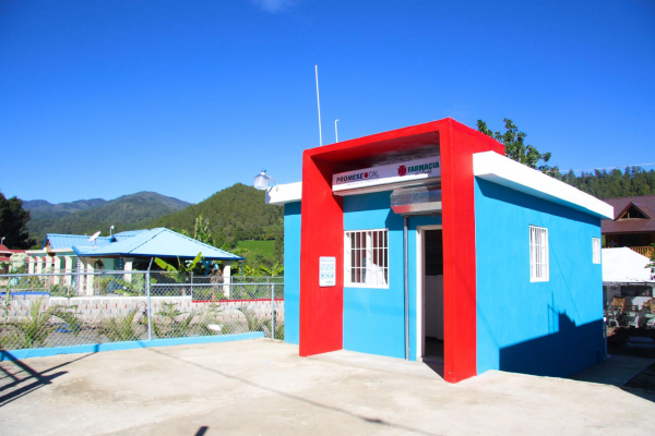Inauguran Farmacia del Pueblo que beneficiará 800 familias en Manabao
